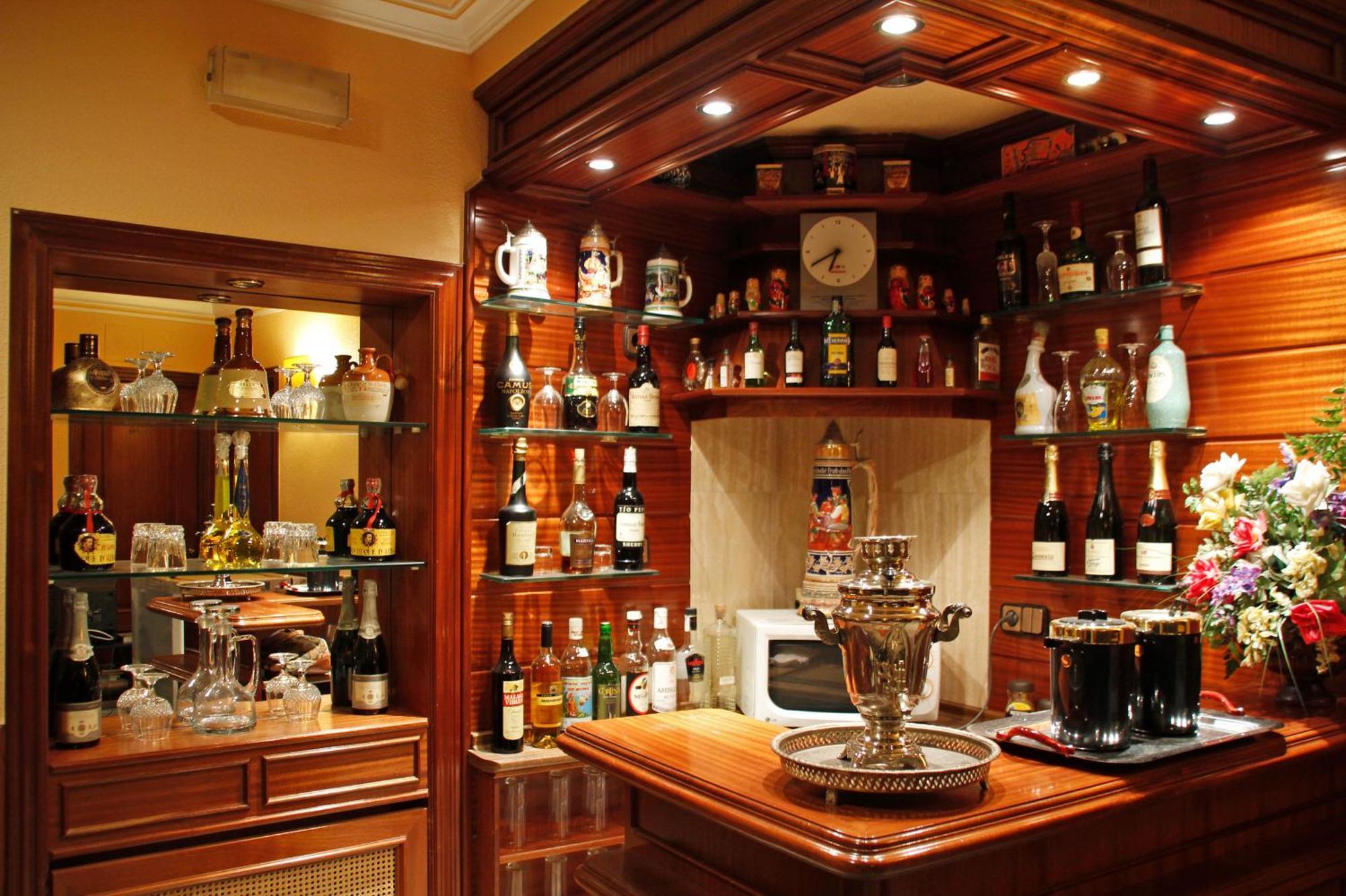 Hostal Victoria III Madrid Kültér fotó